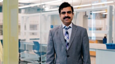 Manikandan Santhanaraman is tasked with preparing and overseeing the College鈥檚 newest space dedicated to research and discovery.
